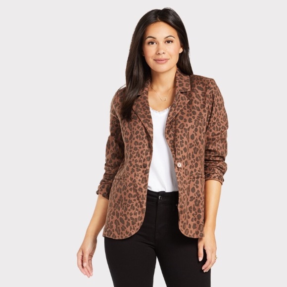 Level 99 | Leopard Blazer - Picture 1 of 8